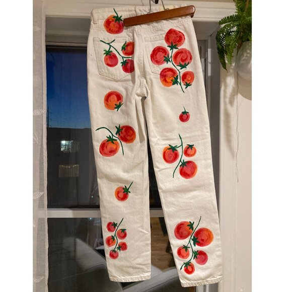 Ivory White Bershka straight jeans with Hand painted Red and Orange tomatoes US4 - Picture 2 of 3